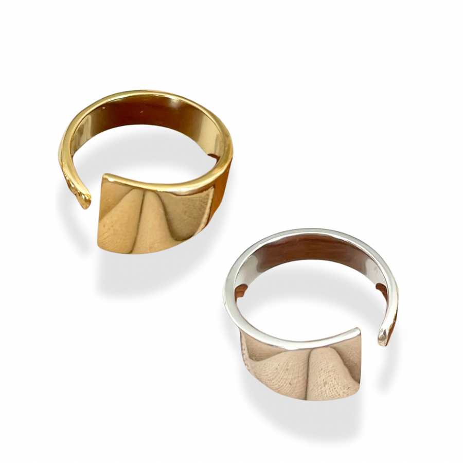 Solid asymmetrical ring