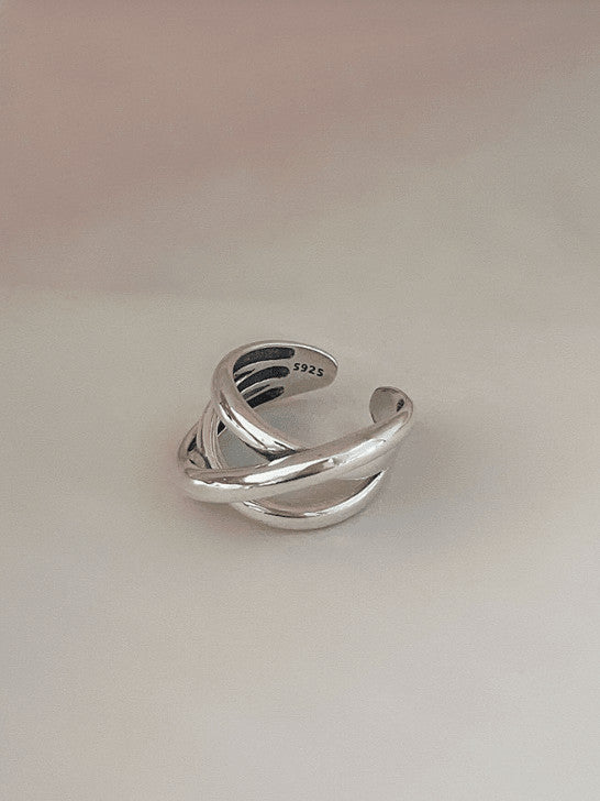 Olara ring/ earcuff