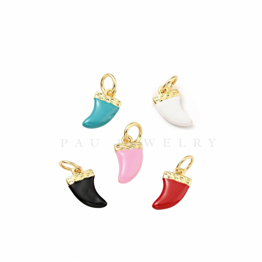Small tusk charm