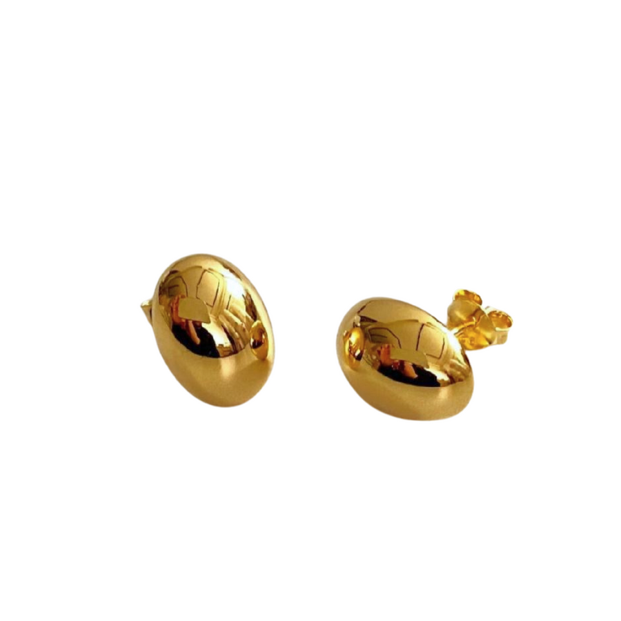 Oval shape stud earrings